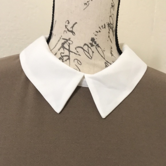 NWT A.U.W Tan blouse shirt with white collar and sleeves size Medium - Picture 7 of 13